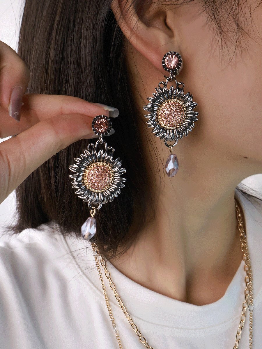 ジュエリー レディース イヤーアクセサリー レトロ フローラル ペンダント タッセル ピアス 1ペア、ボヘミアン スタイル サマー拍卖