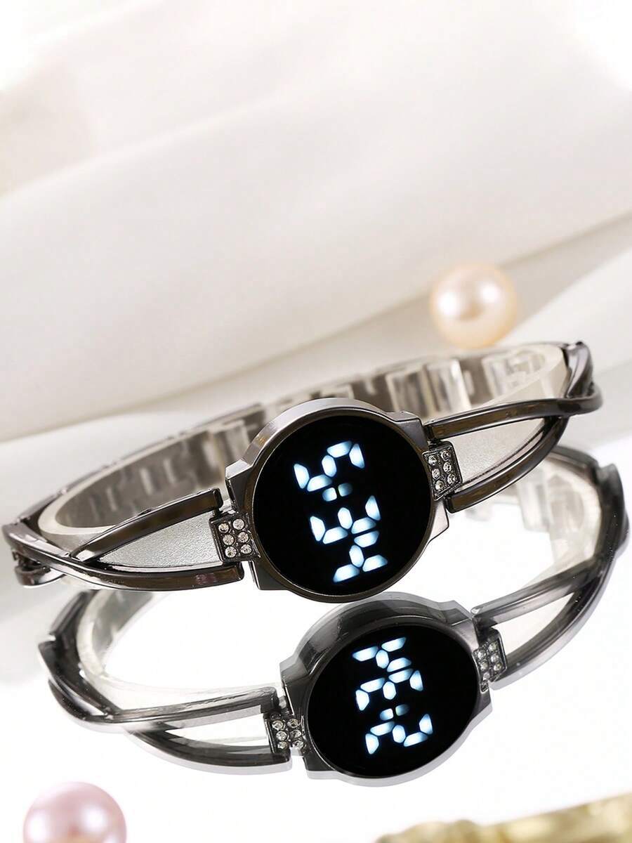 腕時計 レディース デジタル タッチスクリーン 電子腕時計 ラグジュアリー ラインストーン デジタル バングル カフ レディース拍卖