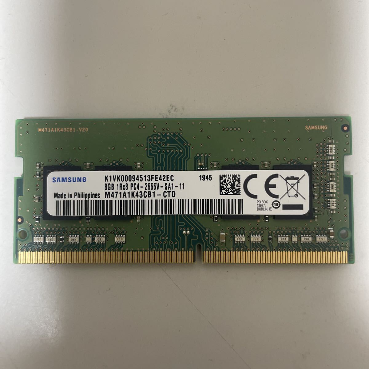 SAMSUNG DDR4 8GB PC4-2666V ノートパソコン用メモリー動作確認済みです。拍卖