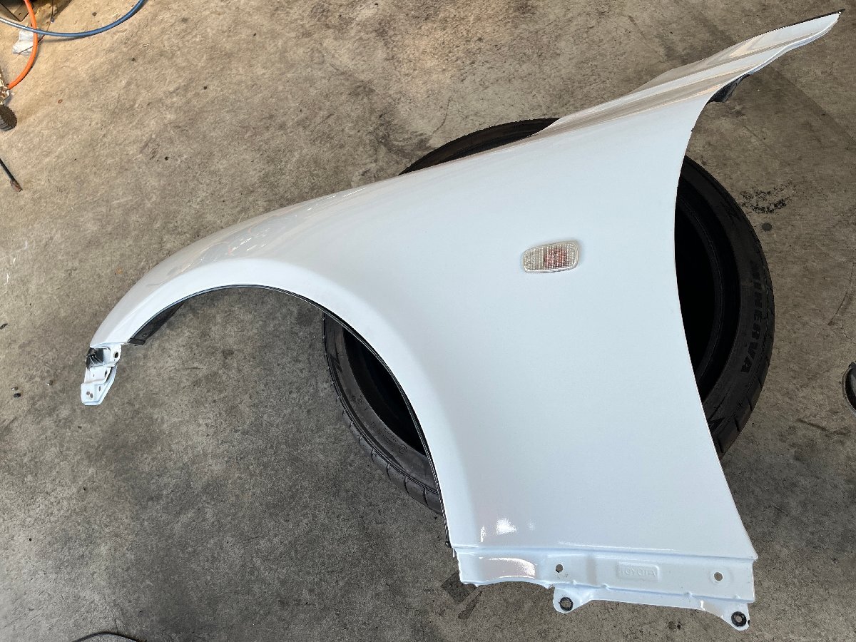 平成13年 トヨタ ソアラ UZZ40 430SCV 左フロントフェンダー 9992拍卖