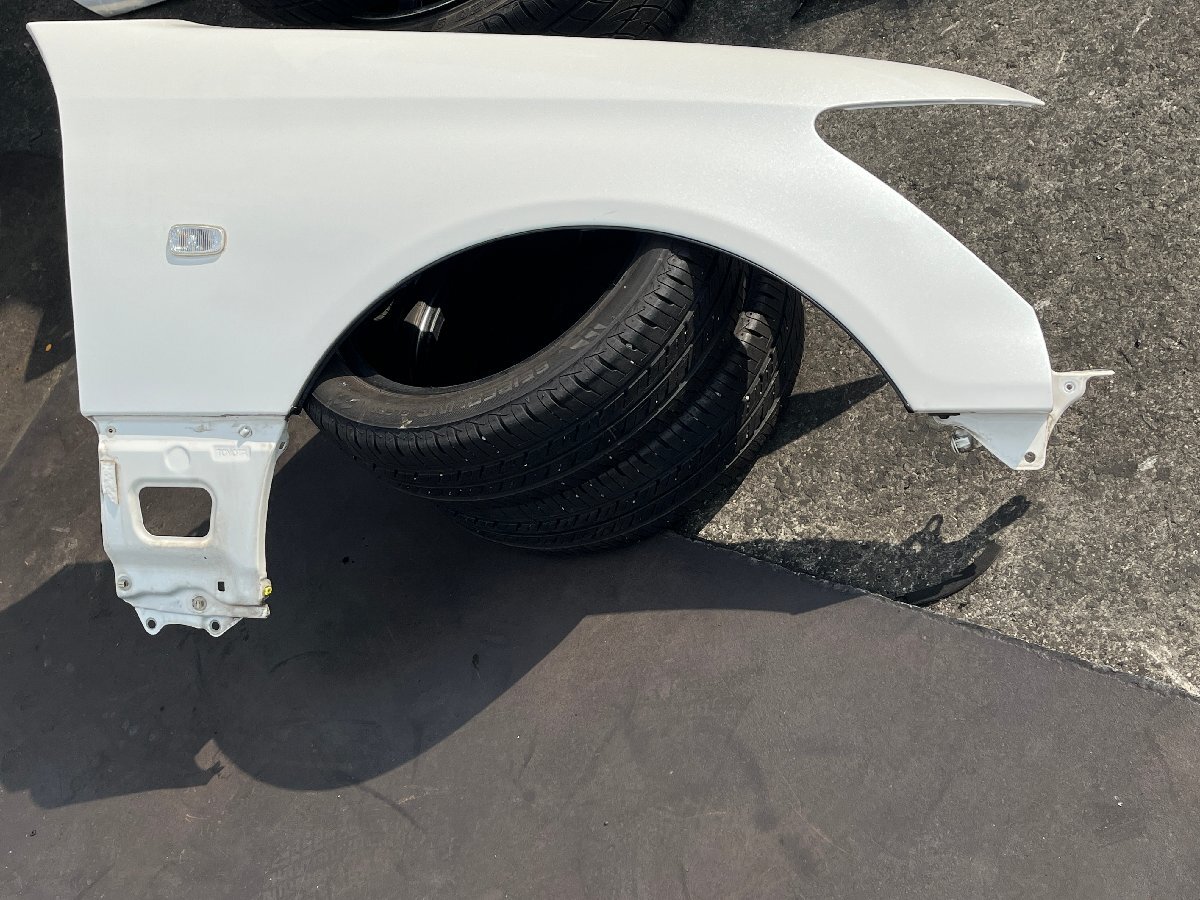平成17年 TOYOTA トヨタ セルシオ UCF31 後期 右フロントフェンダー 40拍卖