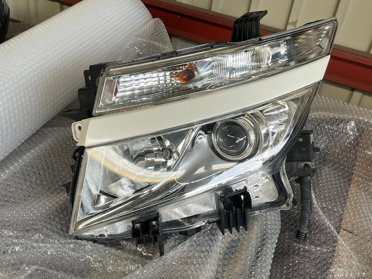 平成23年 日産 エルグランド TE52 ハイウェイスター HIDヘッドライト左のみ 74拍卖