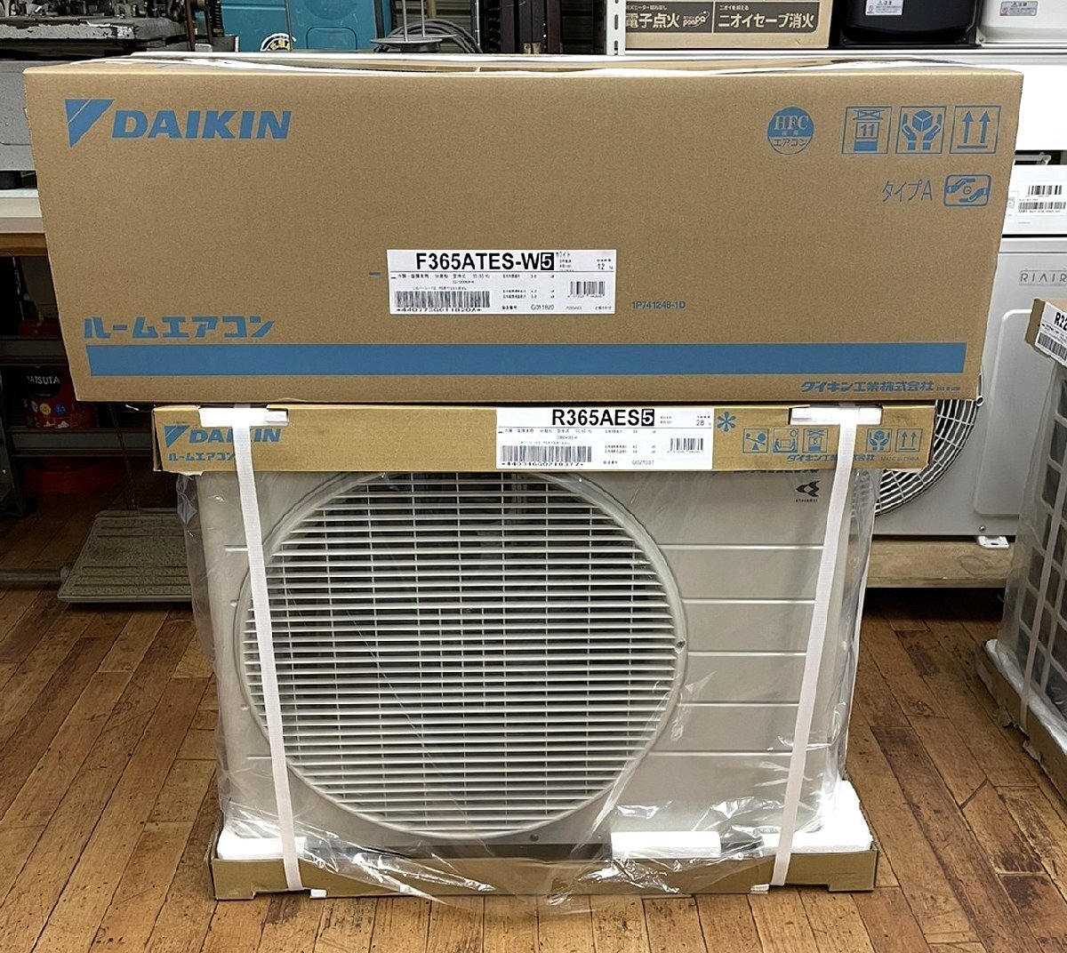 新品 ダイキン 2025年モデル ルームエアコン Eシリーズ S365ATES-W ホワイト 単相100V 12畳用 ストリーマ搭載 水内部クリーン DAIKIN拍卖