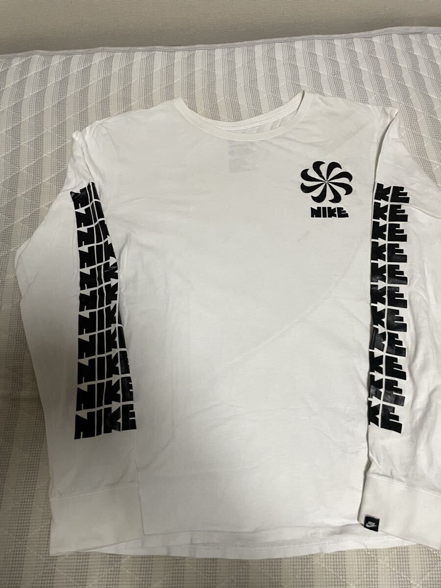 ① 美品 NIKE ナイキ ロンT Tシャツ 長袖 スニーカー スポーツ ACG ランニング シューズ NIKEACG ジャケット パーカー パンツ M L XL ロゴ拍卖