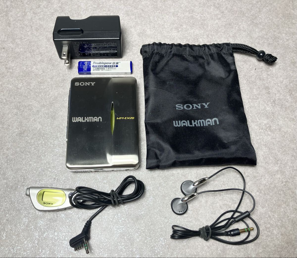SONY WALKMAN ウォークマンWM-EX20 【ジャンク】付属品あり拍卖