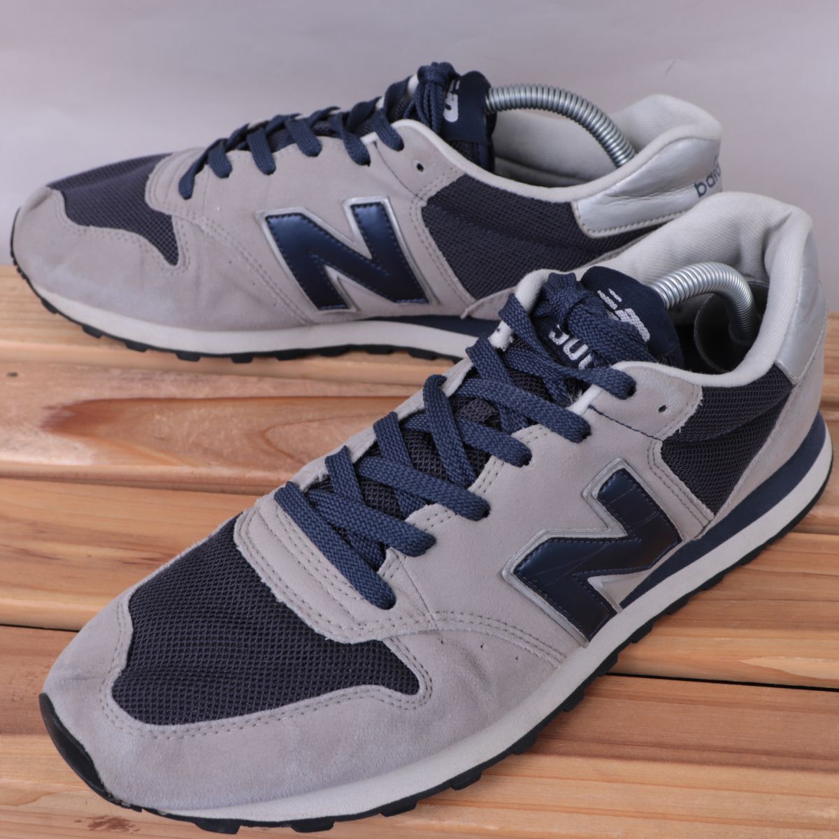 z2400【500】ニューバランス US9 27.0cm/ライトグレー 紺 シルバー newbalance メンズ スニーカー 中古拍卖