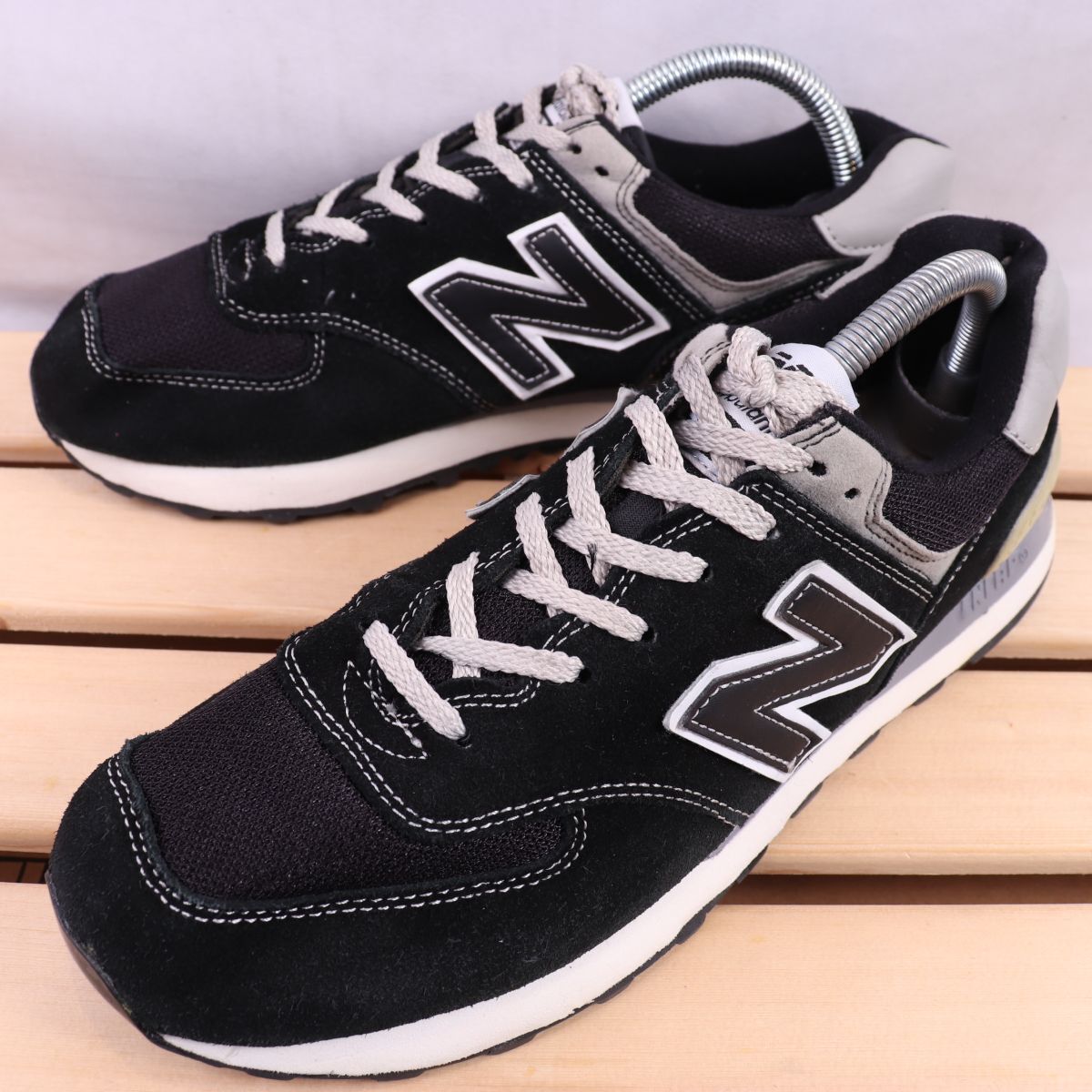 z2451【574】ニューバランス US8 26.0cm/黒 ブラック 灰 グレー 白 ホワイト newbalance メンズ スニーカー 中古拍卖