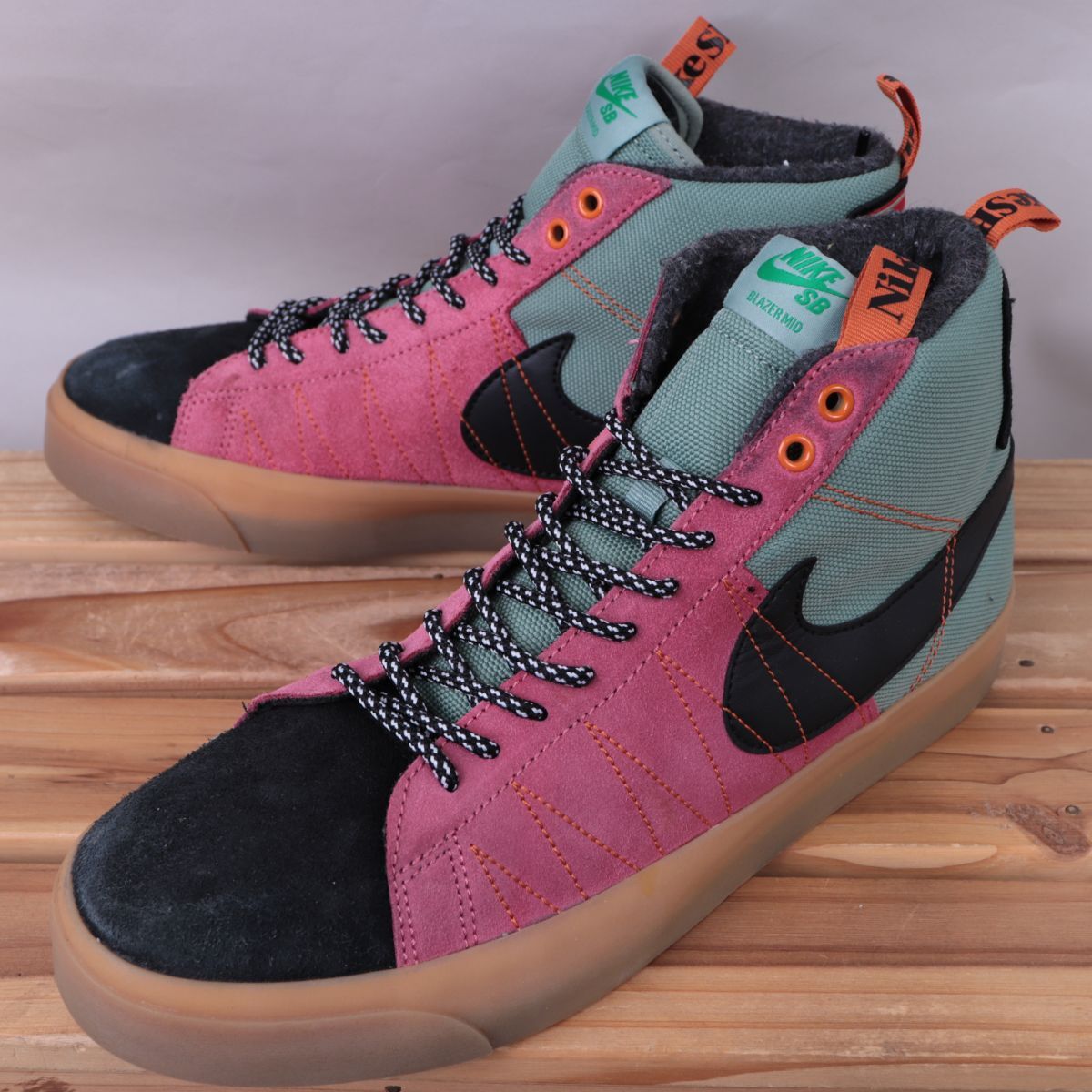 z2421 ナイキ ズーム ブレーザー ミッド US10 28.0cm/ピンク 黒 グリーン NIKE ZOOM BLAZER MID PRM ブレザー メンズ スニーカー 中古拍卖