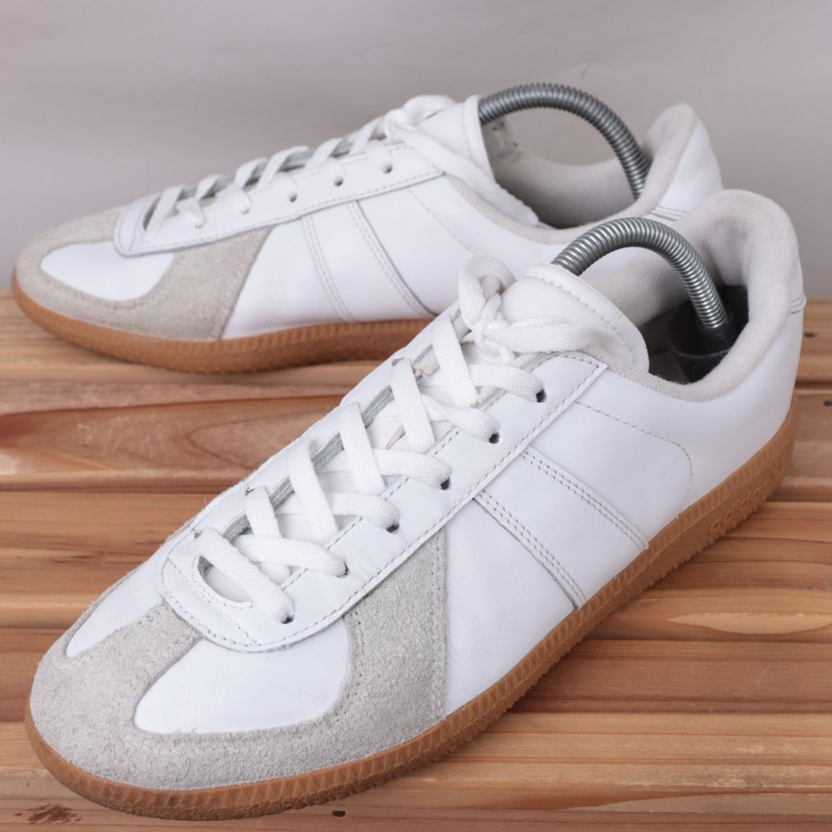 z2427 アディダス BW アーミー US9 1/2 27.5cm/白 ホワイト ライトグレー adidas BW ARMY メンズ スニーカー 中古拍卖