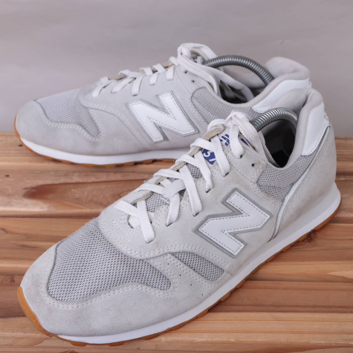 z2697【373】ニューバランス US9 27.0cm/ライトグレー 白 newbalance メンズ スニーカー 中古拍卖