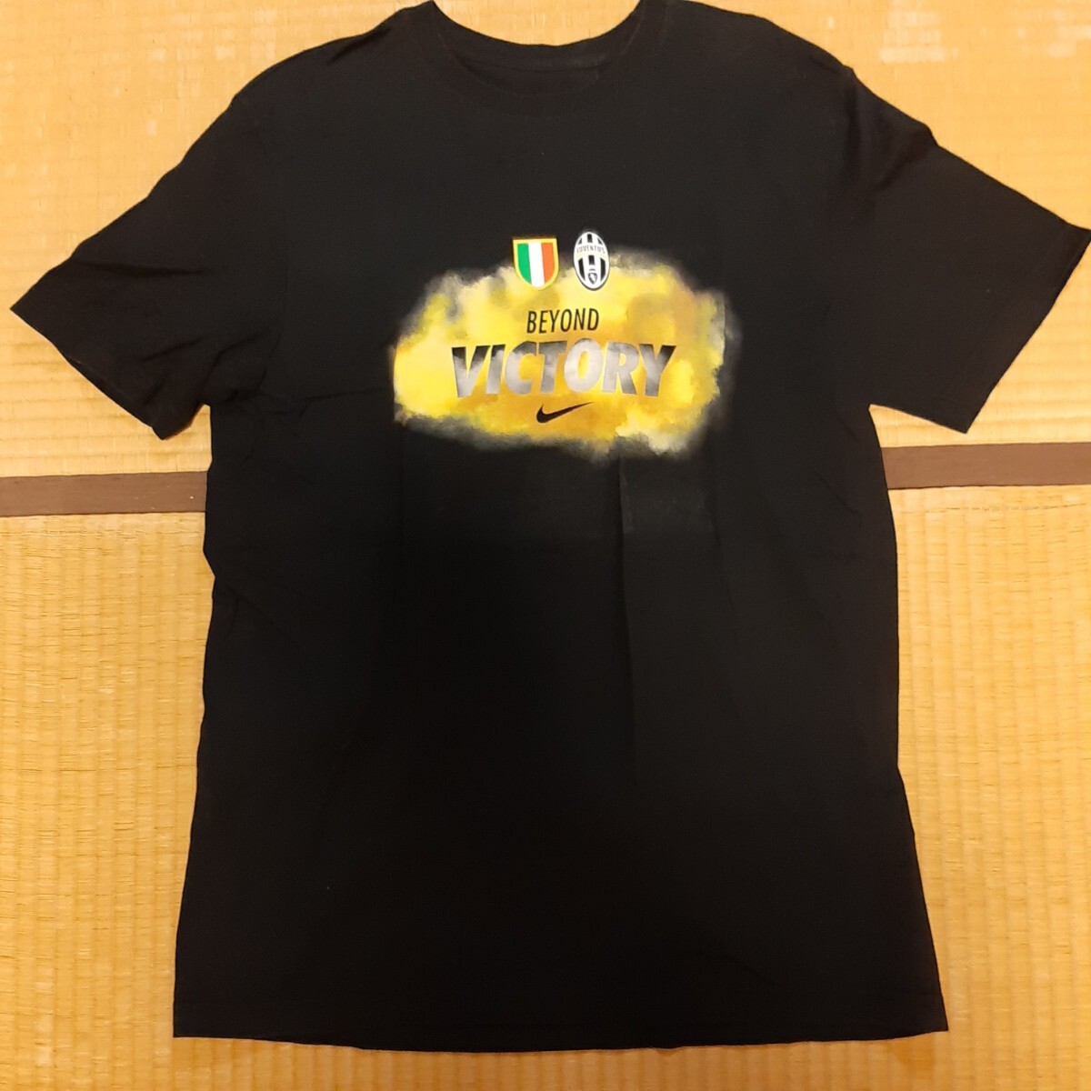 ユベントスNIKE2012スクデット記念Tシャツ拍卖