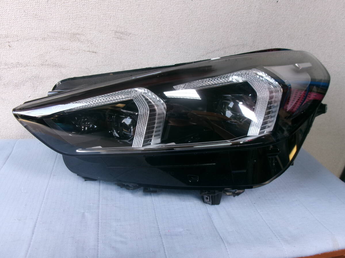 ⑩ BMW X1 ヘッドライト左 U11 4A27817-01拍卖