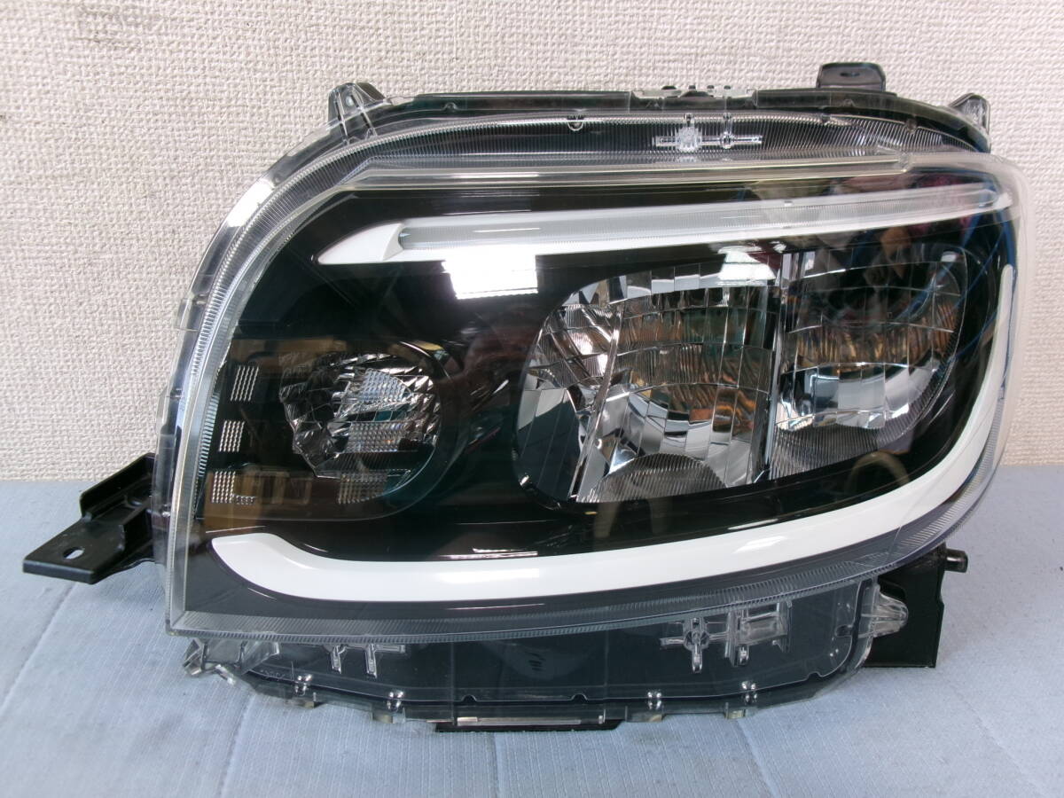 ⑩ タントカスタム ヘッドライト左 LA650S LA660S KOITO 100-69074 刻印 01拍卖