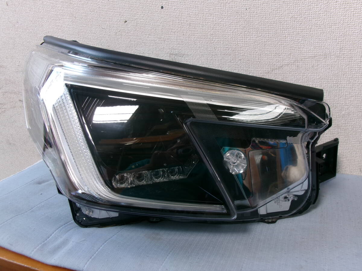 ⑩ フォレスター ヘッドライト右 SKE SK5 後期 KOITO 100-60465 刻印 KG拍卖