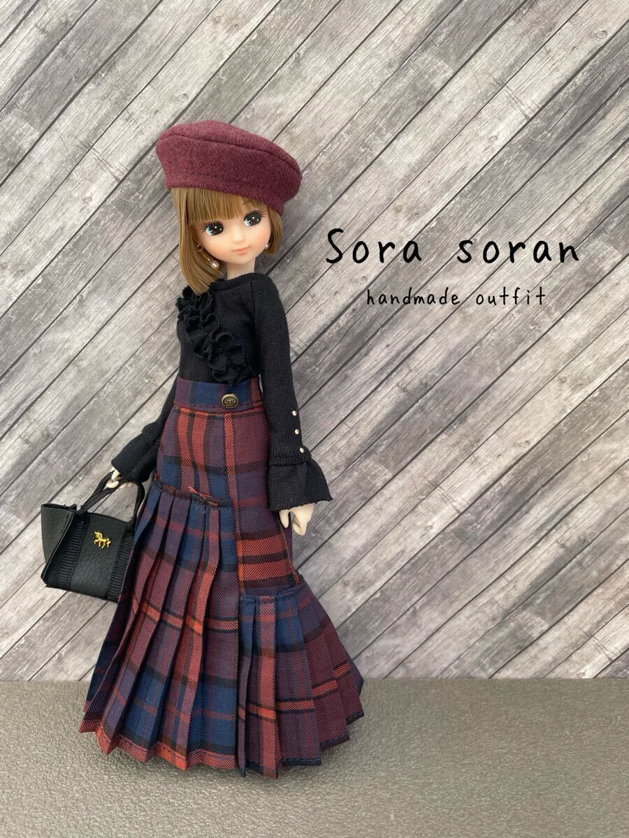 *Soran* リカちゃん ピュアニーモ ハンドメイド 22cm お洋服セット 長袖フリルニットトップス スカート ベレー帽 バッグ拍卖