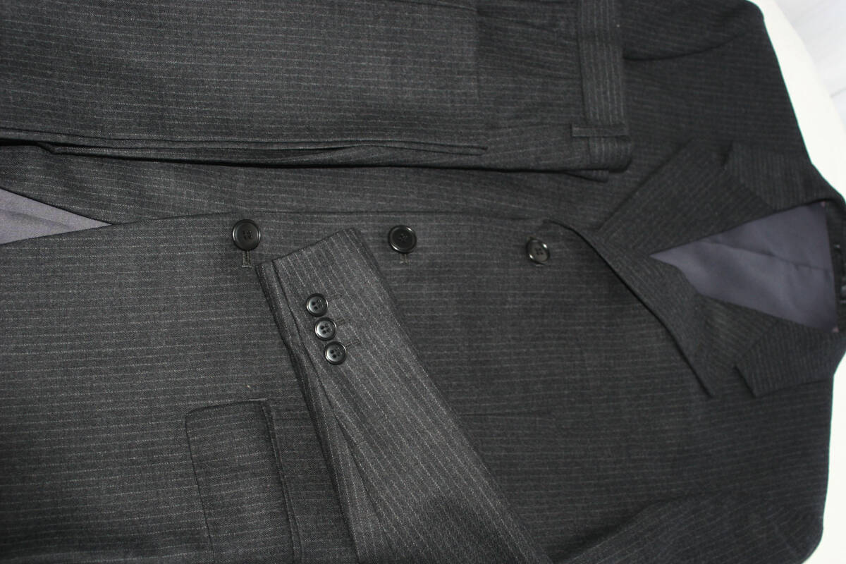 ★RS-5104 ビジネス ス-ツ 3釦 色濃グレ-系 ウエスト 86 サイズ AB5 ★ 春秋冬シーズン ビジネスに 結婚式に 拍卖