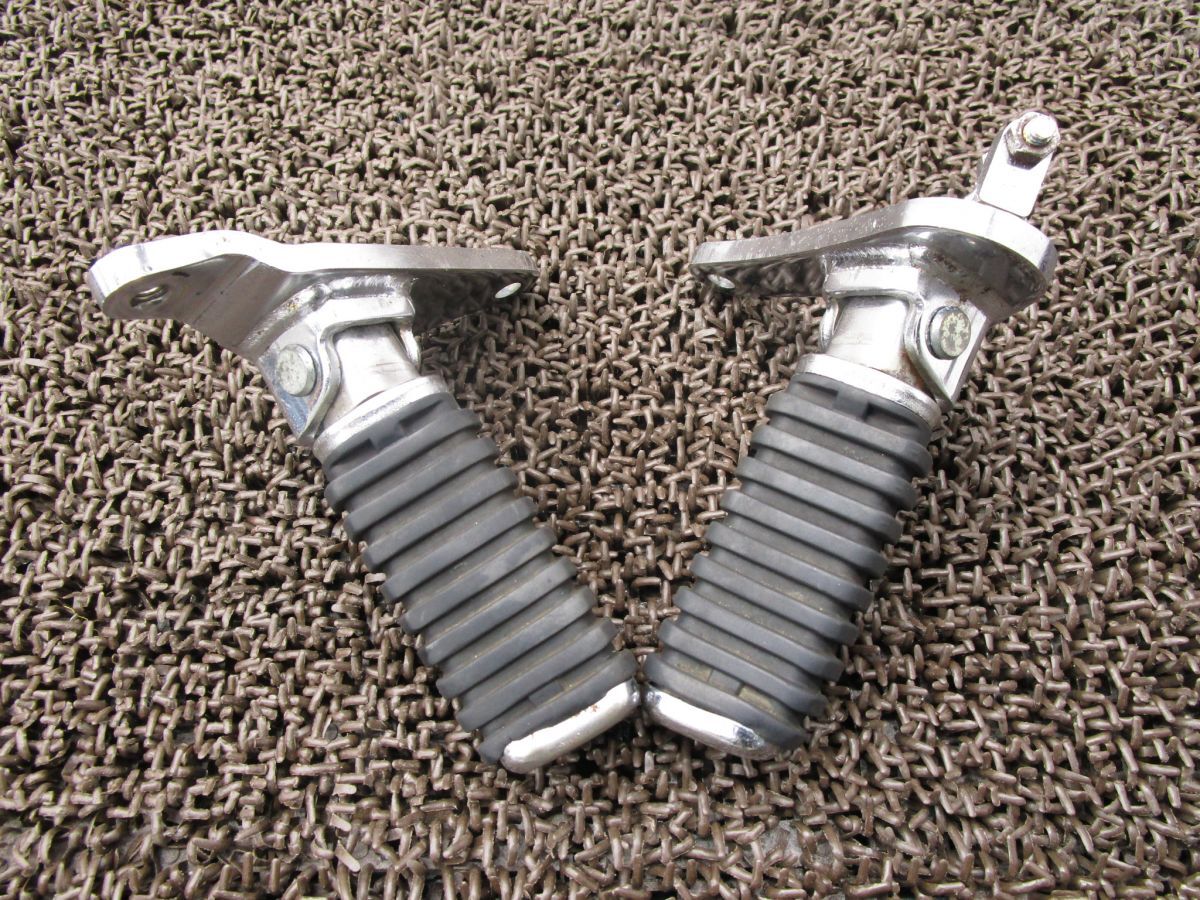 マグナ250S メインステップ ステー 左右 ●A6187!MC29 ホンダ 【 MC15E 】 V-TWIN MAGNA キャブ車拍卖