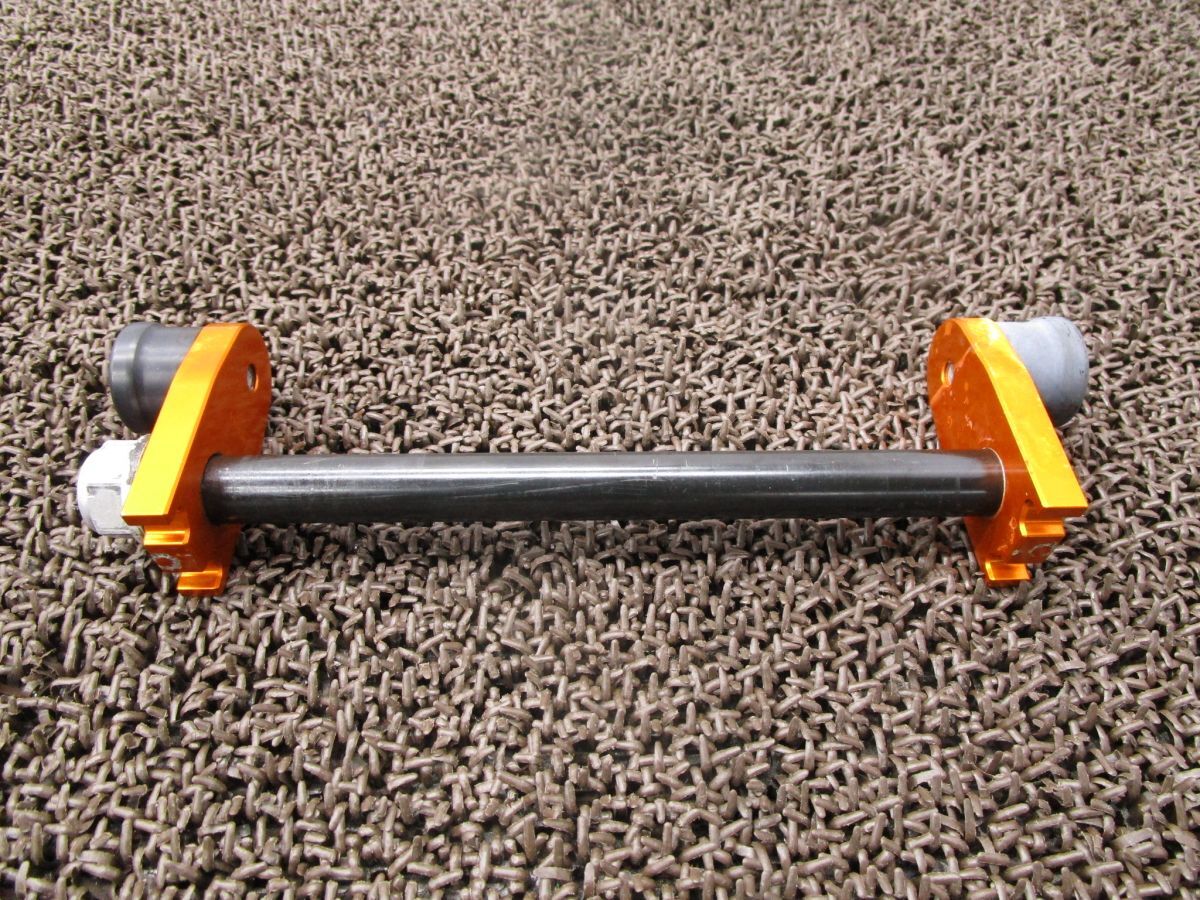 KTM 625SMC 社外 SME スライダー付 リアアクスルシャフト△A7025!VBKGSE カスタム素材に KTM 【 584 】 キャブ車拍卖