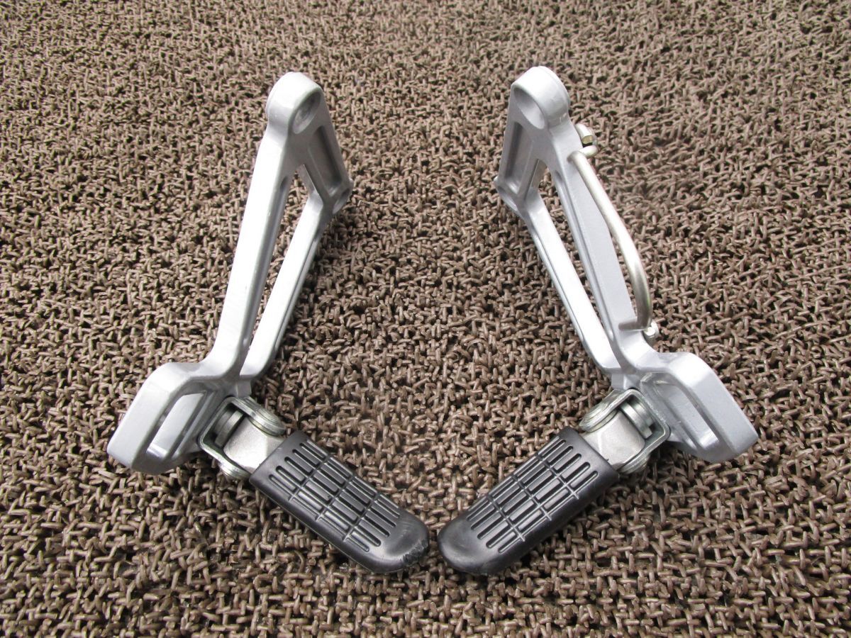 KTM 625SMC タンデムステップ ステー 左右 ●A7041!VBKGSE KTM 【 584 】 キャブ車拍卖