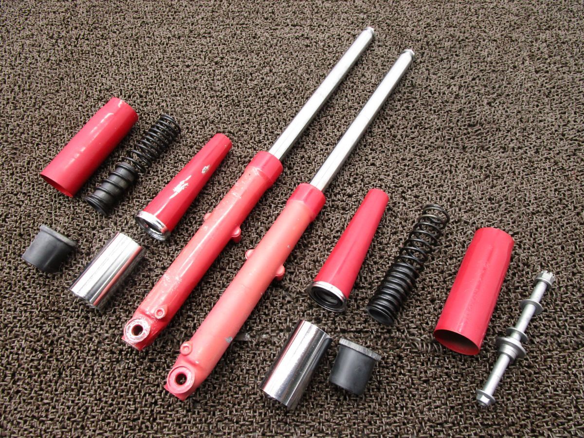 MD90 フロントフォーク カバー □A7590!MD90 ホンダ 【 MD90E 】拍卖