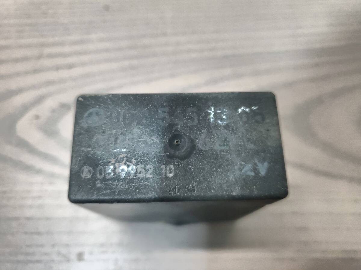 メルセデスベンツ エアコンプレッサーリレー 002 545 13 05拍卖