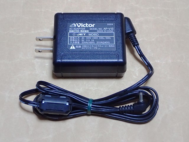 〈 JVC Victor デジタルビデオカメラ 用 ACアダプター AP-V13 〉拍卖