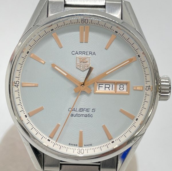 【極美品】タグホイヤー カレラ キャリバー5 デイデイト 青文字盤 自動巻拍卖