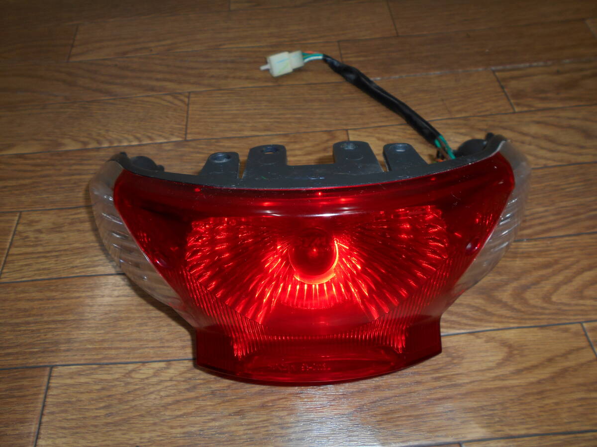 SYM X’PRO 風50 純正テールランプ(ストップランプ ウインカー)拍卖