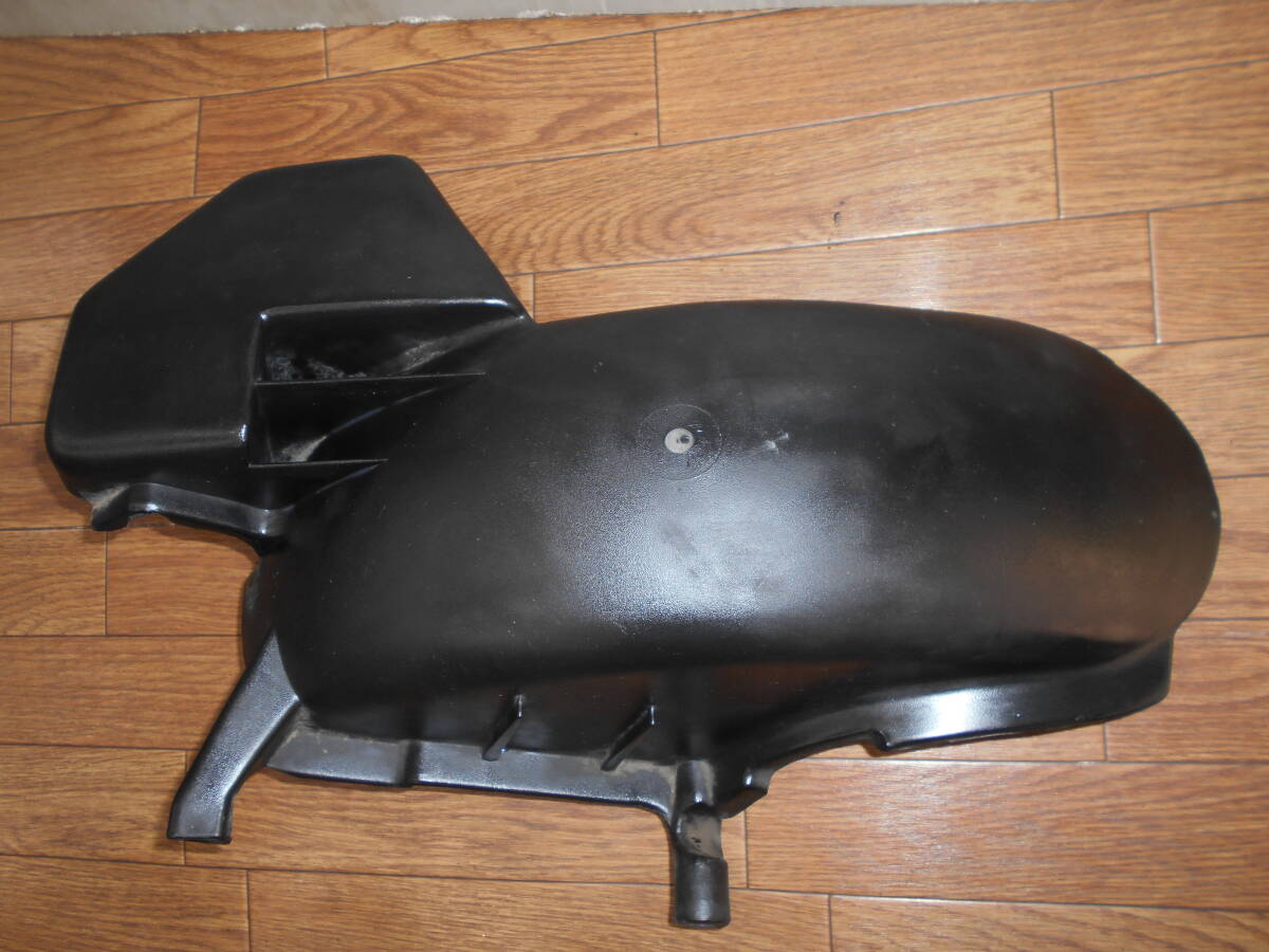 マジェスティ125 FI LPRSE 泥除けカバー リアインナーフェンダー拍卖