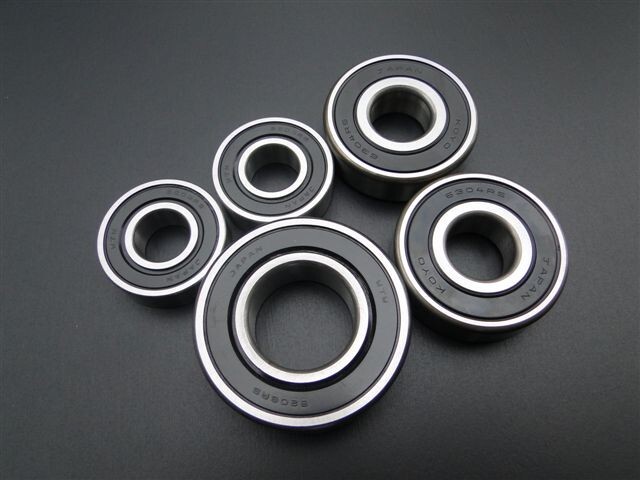 8813■Z400GP/GPZ400F 強化ホイールベアリング(5個)拍卖