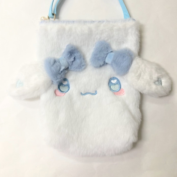 即決新品 シナモロール ショルダー ポシェット うるふわ スマホ入れにも 送料無料 サンリオ拍卖
