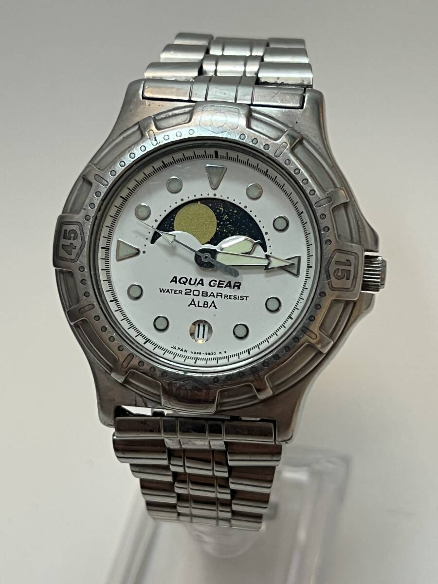 動作未確認 SEIKO セイコー アルバ ALBA アクアギア AQUA GEAR クォーツ 3針 デイト ムーンフェイズ V338-6B20 メンズ 腕時計拍卖