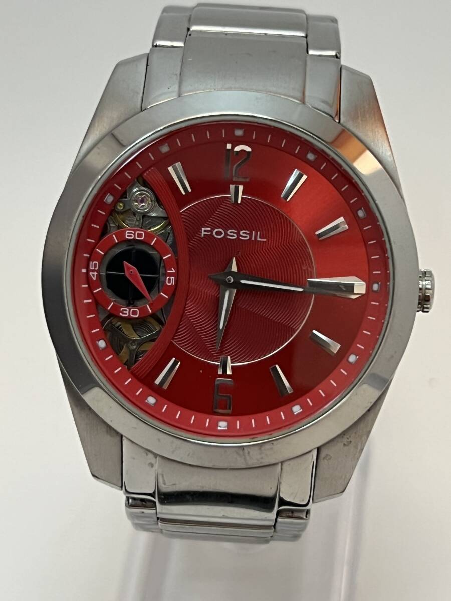 動作未確認 FOSSIL フォッシル ツイスト ME-1068 110910 スモセコ 赤文字盤 メンズ 腕時計拍卖