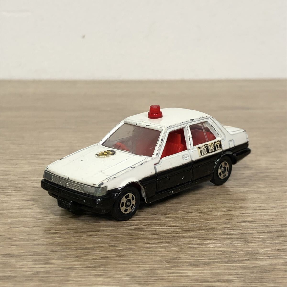 トミカ カローラ セダン パトカー No.32 日本製拍卖