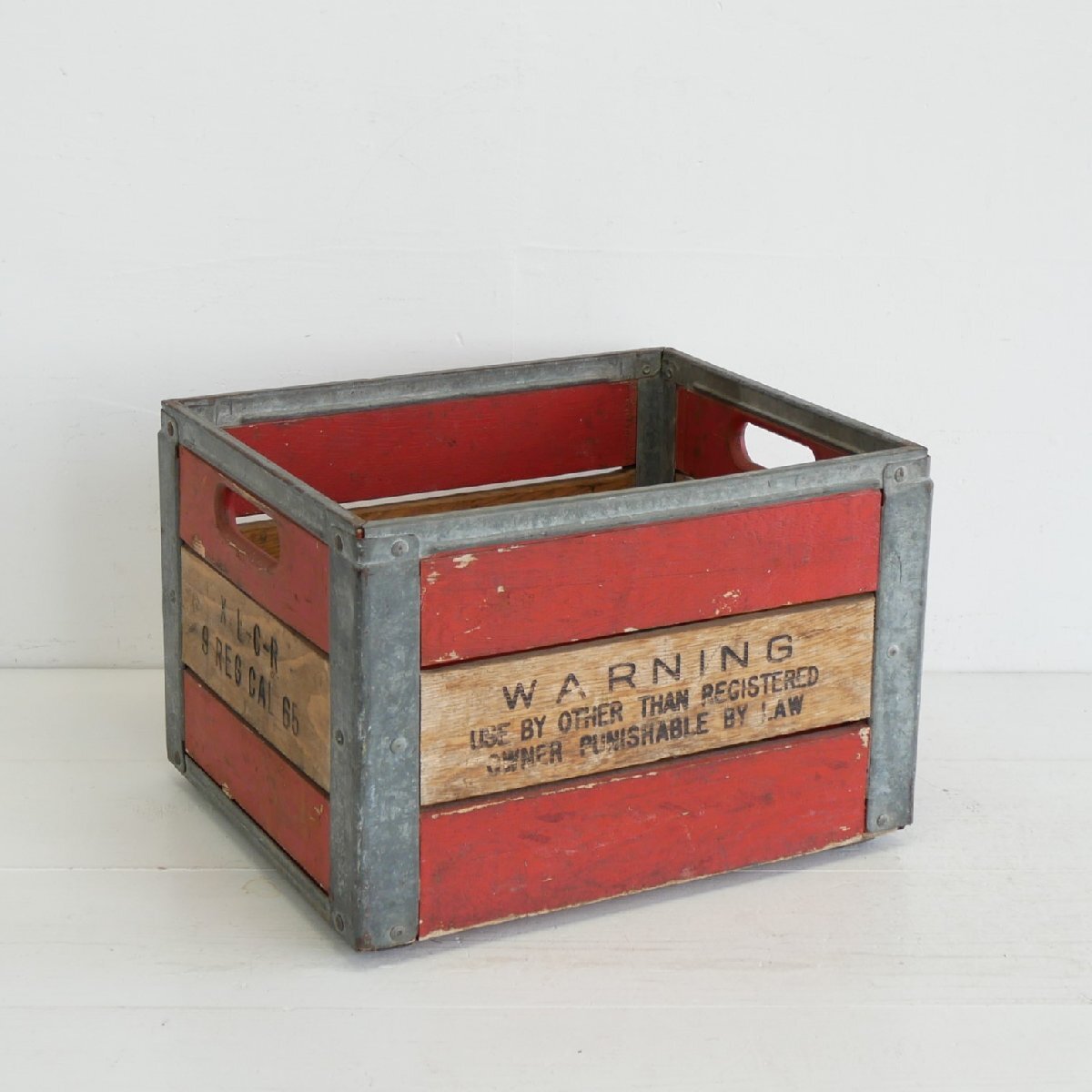 1965年製造 ヴィンテージ ミルククレート 木箱 / カリフォルニア州 農場 運搬箱 ボトルケース 店舗什器 #702-40-305-325拍卖