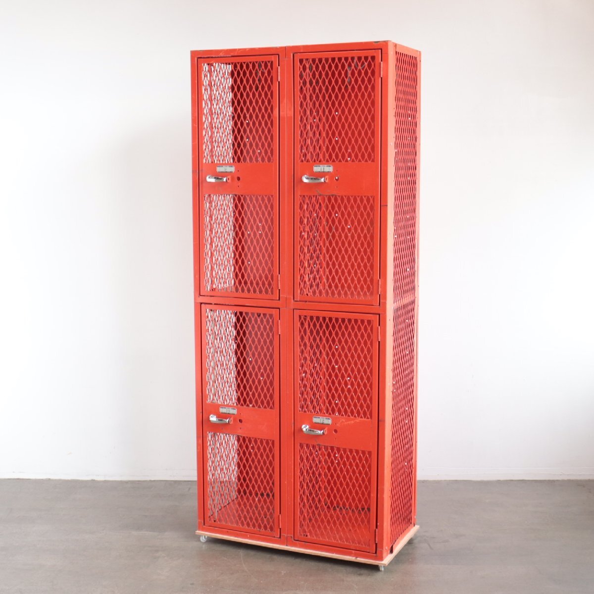 #4747 アメリカ ヴィンテージ【LYON】メッシュロッカー スチール ロッカー インダストリアル 店舗什器 リヨン リオン拍卖