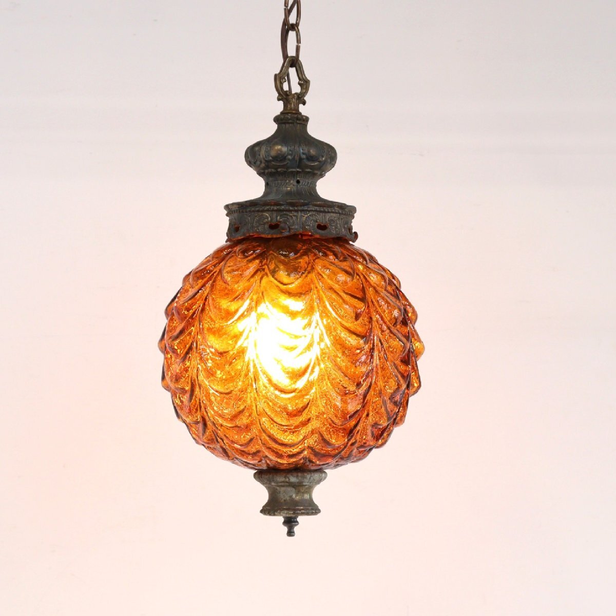 50s 60s ヴィンテージ アンバーガラス ペンダントランプ / アメリカ アンティーク 吊り下げランプ カフェ 照明 #702-100-244-394拍卖