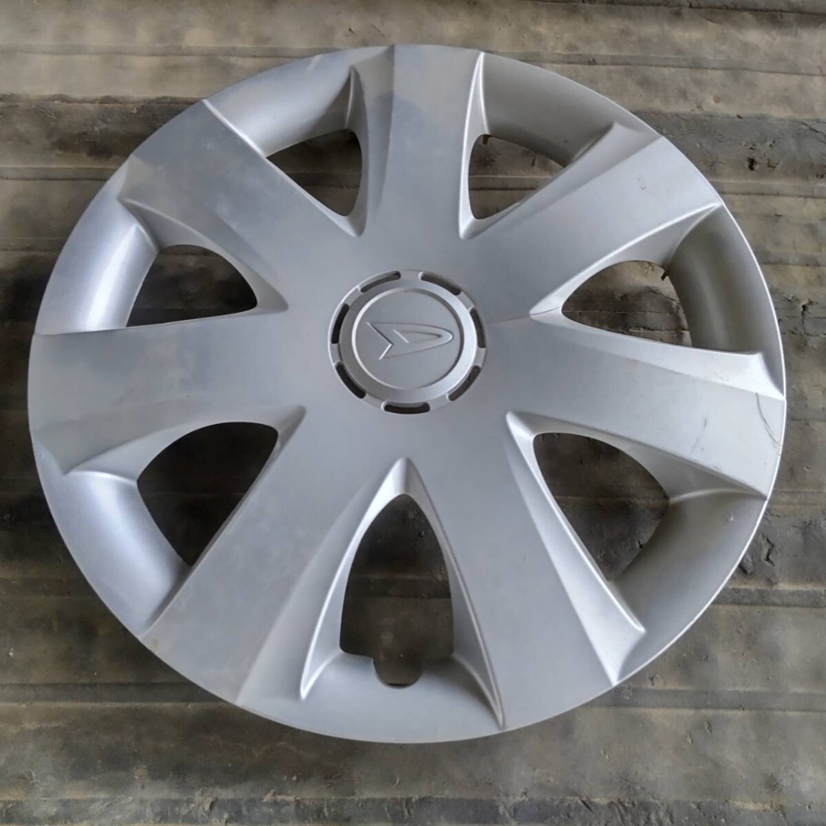 ダイハツ 純正 13インチホイールキャップ 1個 中古 ムーヴ ミラ拍卖