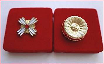 【ポーチ付き】 ピンバッジ 2個セット 検事 検察官 弁護士 ヒマワリ コスプレ 徽章 ピンバッチ ゴールド拍卖