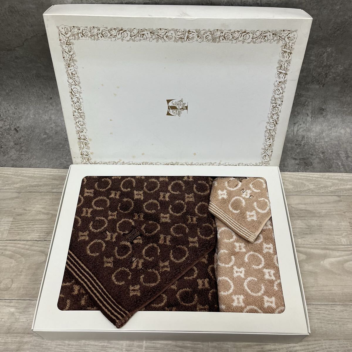 【60809481】未使用 CELINE セリーヌ バスタオル フェイスタオルセット拍卖