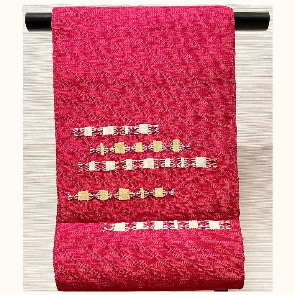 名古屋帯 紬 ピンク ショッキングピンク 刺繍デザイン ヴィンテージ帯 長さ約352㎝拍卖