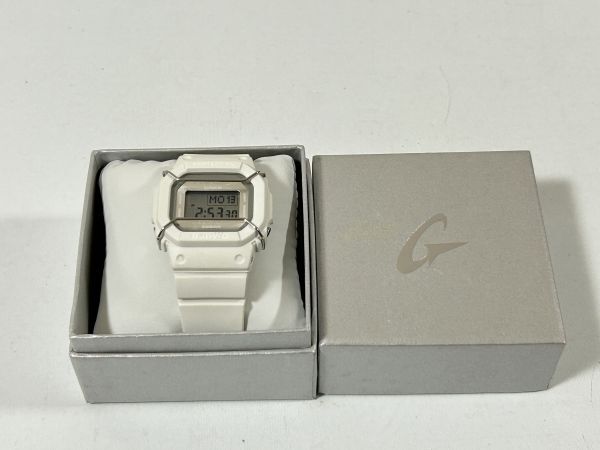 358 カシオ BABY-G 時計 BGD-501UM-7JF ホワイト 新品拍卖