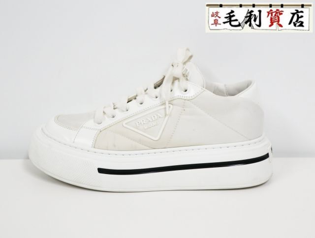 プラダ PRADA 2EG376 三角ロゴ ホワイト スニーカー サイズ5 1/2 24.5cm ユニセックス【中古】靴拍卖