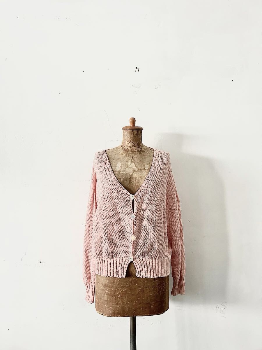 【美品】spick & span ペーパーヤーンVネックカーディガン 2025年拍卖