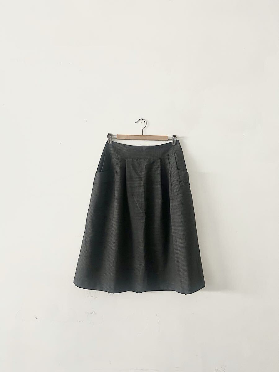 MARGARET HOWELL ウールチェックフレアスカート グレー  サイズⅡ拍卖