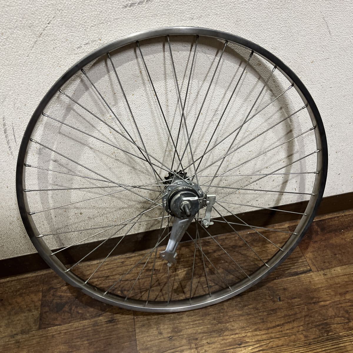 26インチ/後輪(26×1-3/8) リアホイール Shimanoローラーブレーキ 14T 昭和 レトロ ウカイ ステンレスリム拍卖