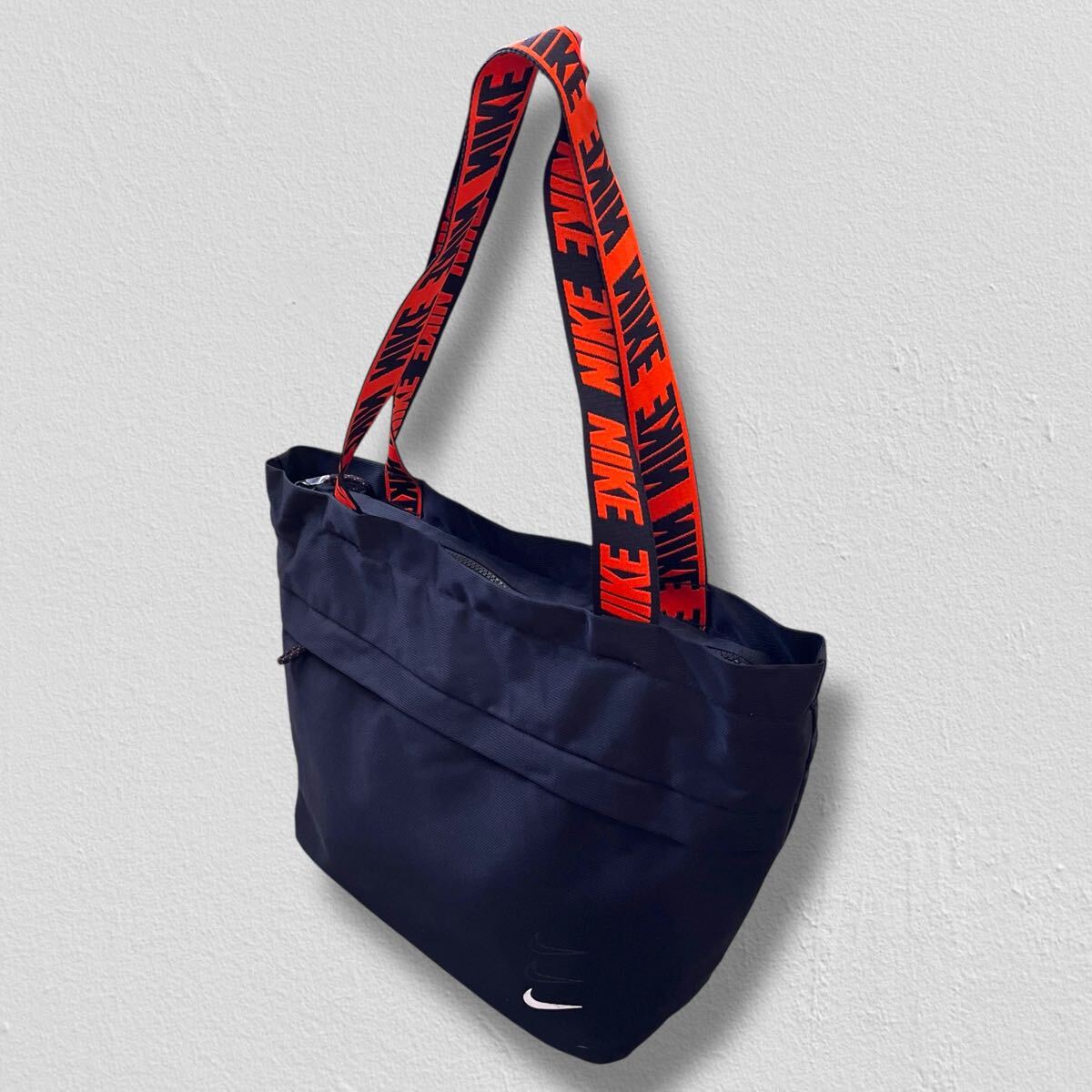 NIKE ナイロントートバッグ ブラック×オレンジ ●洗濯プレス済● ナイキ ロゴ トートバッグ カバン 黒 BA G 古着/676拍卖