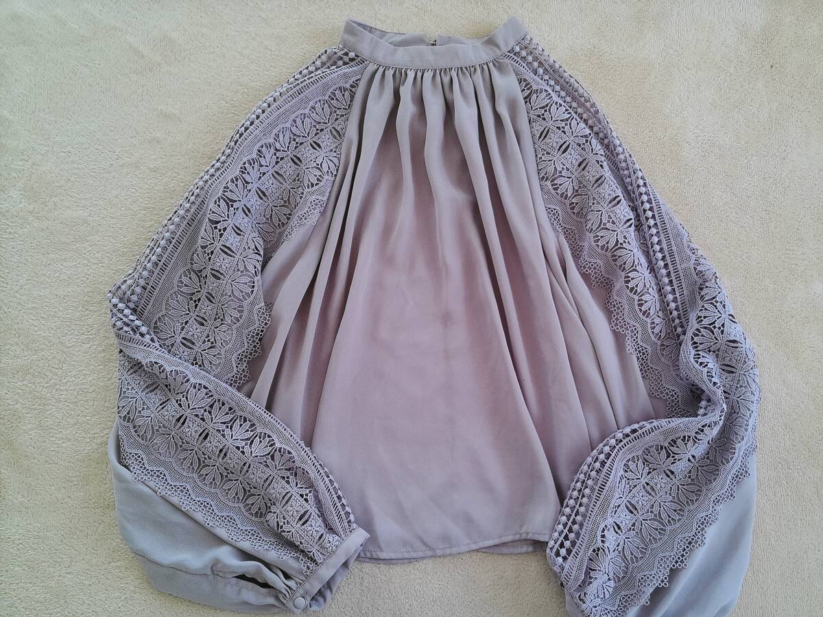 ▼GRL▼グレイル▼ピンクベージュ▼長袖シフォンカットソー▼袖レース▼サイズフリー▼拍卖
