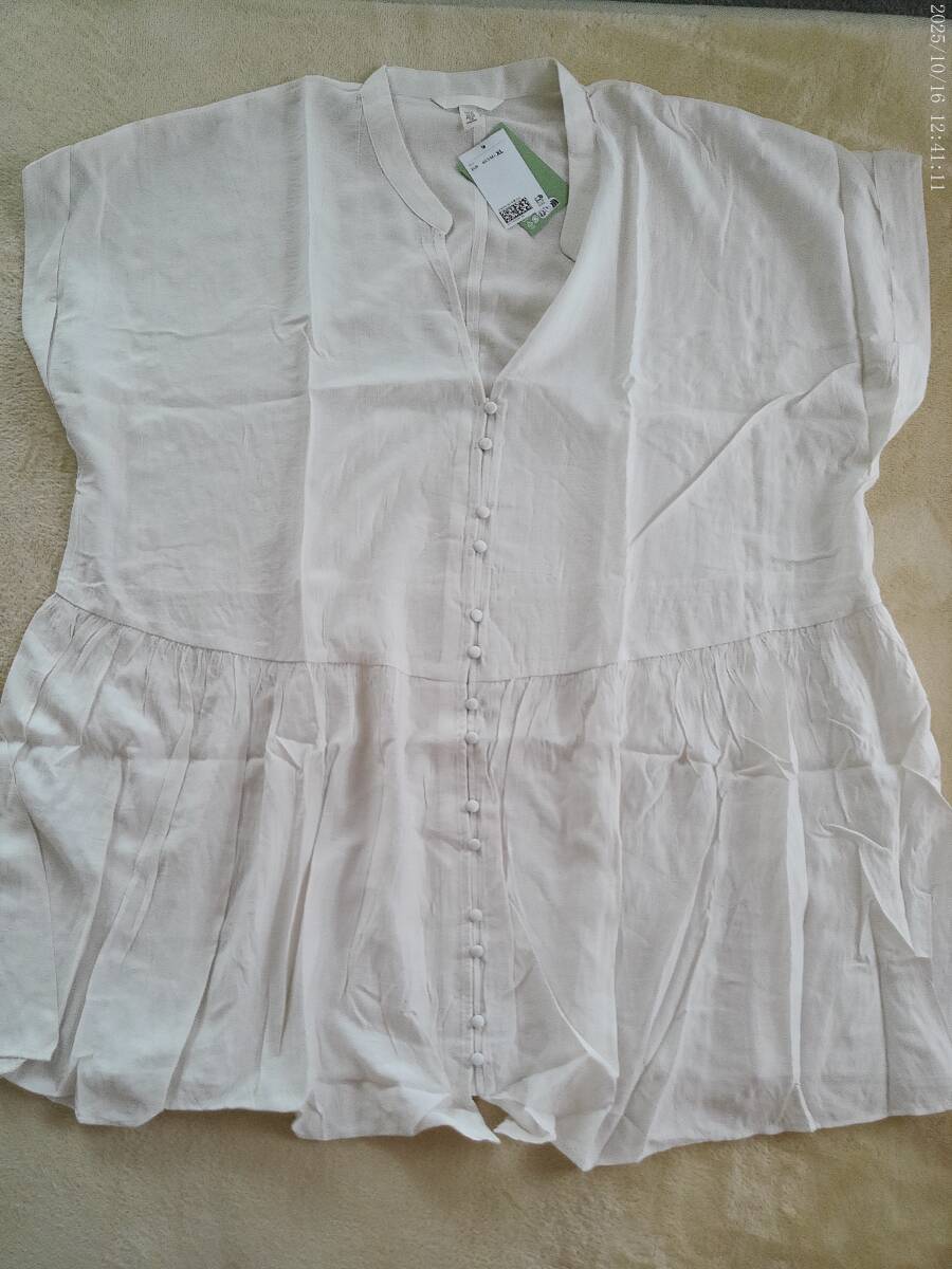 ■新品■H&M■オフホワイト■大きなサイズ■サイズXL■半袖ロングチュニック■拍卖