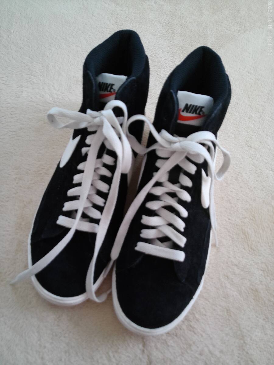 ■NIKE■ナイキ■ミッドヴィンテージスウェード■ハイカットスニーカー■黒■AV9376-001■24.5cm■拍卖